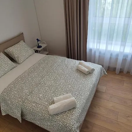 Apartment New Bright & Stylish 2br