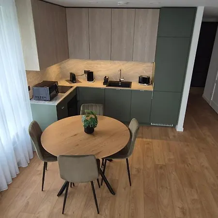 Апартаменти New Bright & Stylish 2br *